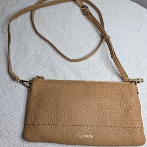 Oroton Tan Leather Crossbody Bag - EUC
